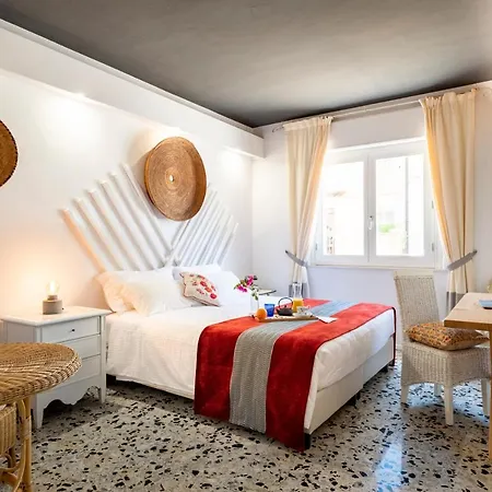 Lughia Bed & Breakfast 4*