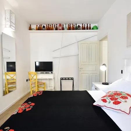 Lughia Bed & Breakfast *