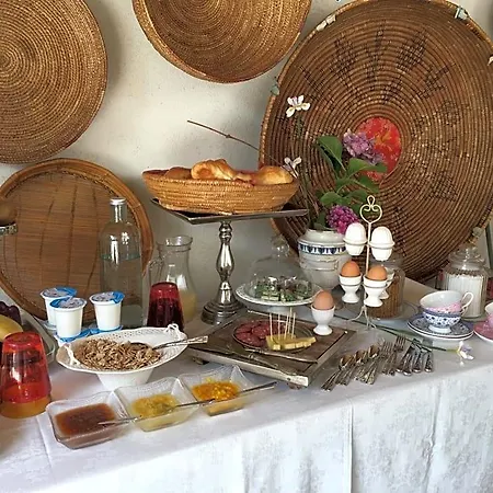 Lughia Bed and breakfast 4*